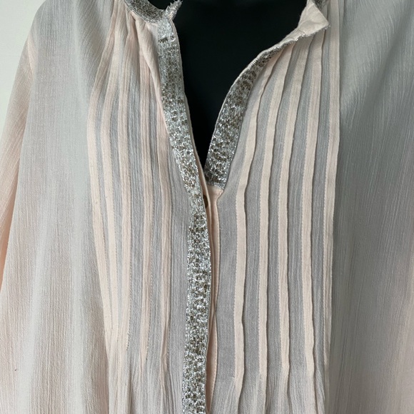 Chico’s Size 1 (small 8) Women’s blouse. 100% cotton. - Picture 4 of 14